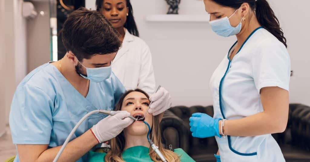 avoid dental emergencies this holiday season tips from an emergency dentist