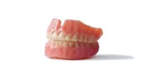 can you get dentures right after tooth extractions